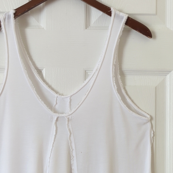 We The Free Classic Oversized Lightweight V-neck Tank Top White XS - Picture 9 of 11